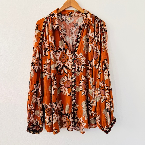 Free People Floral Blouse in Red and White - Picture 4 of 5